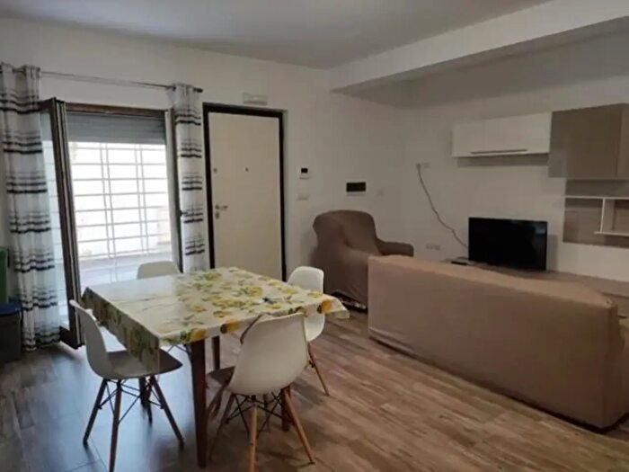 Appartamento trilocale in affitto in Via Nino Gemelli, Catanzaro