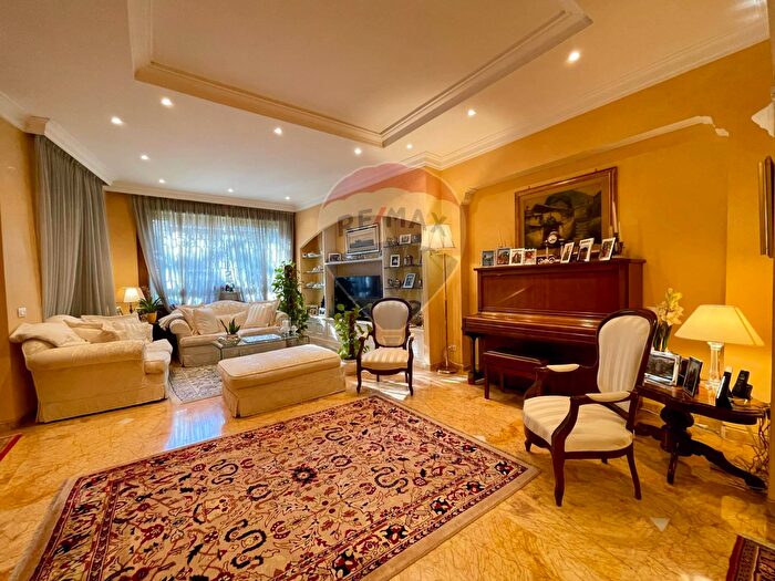 Appartamento con 6 locali in vendita in Roma