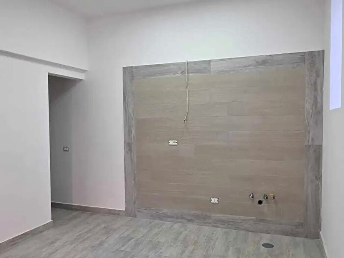 Appartamento quadrilocale in vendita in Via Isernia, Palma Campania