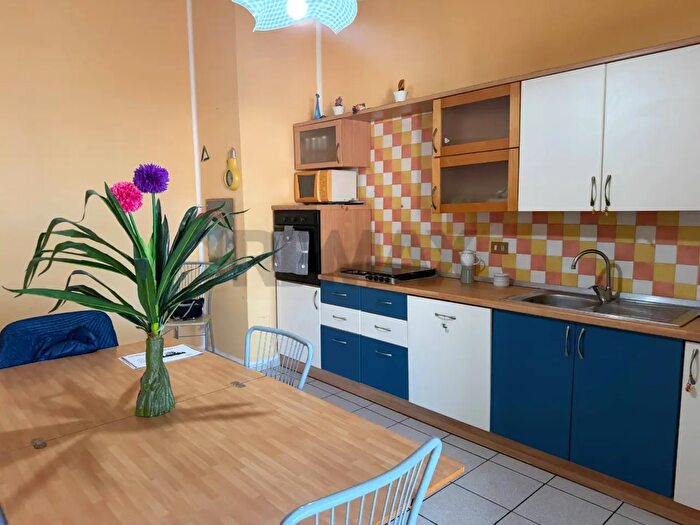 Appartamento con 5 locali in vendita in Vicolo Rossi a, Bagheria