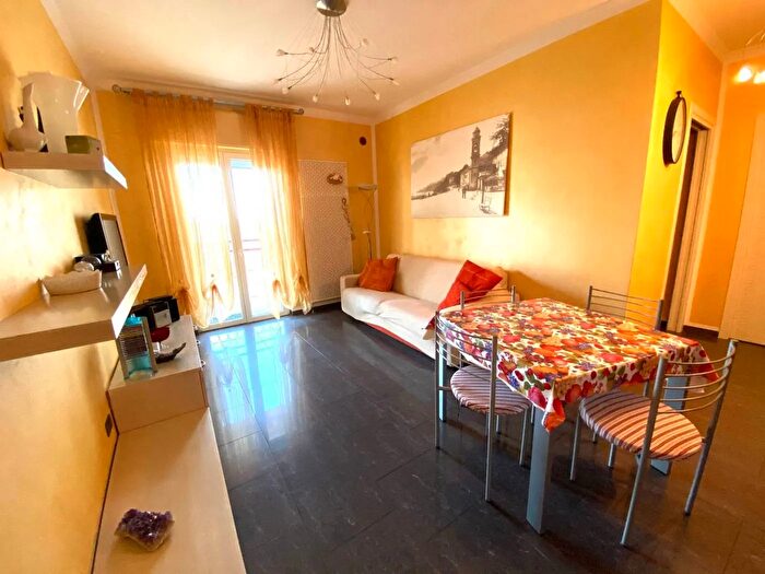 Appartamento bilocale in affitto in Via Marco Polo Taggia, Taggia