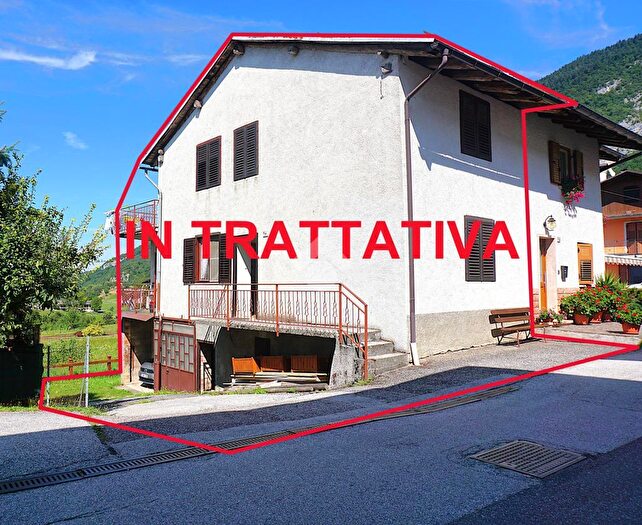 Casa quadrilocale in vendita in Maso Canton, Cavedago