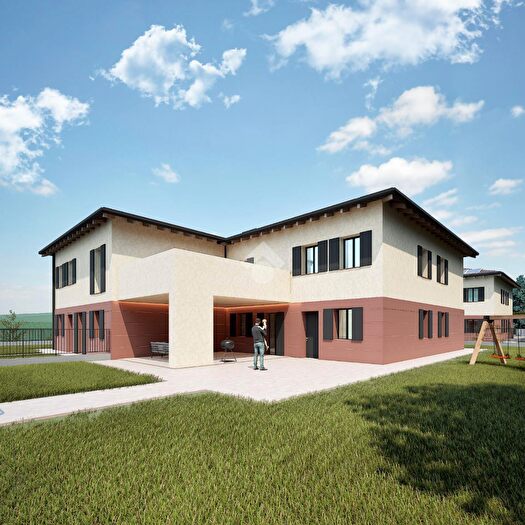 Casa quadrilocale in vendita in Via Radici Sud, Castellarano