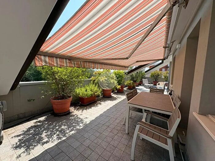 Appartamento trilocale in vendita in Via Vittorio Bachelet, Vigonza