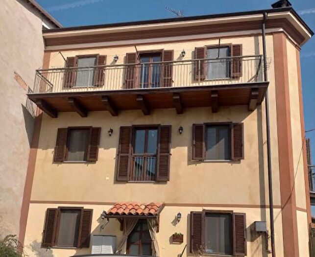Casa con 6 locali in vendita in Via Moreto, Cunico