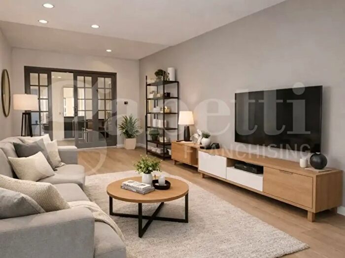 Appartamento con 5 locali in vendita in Via Rizzitelli, Barletta