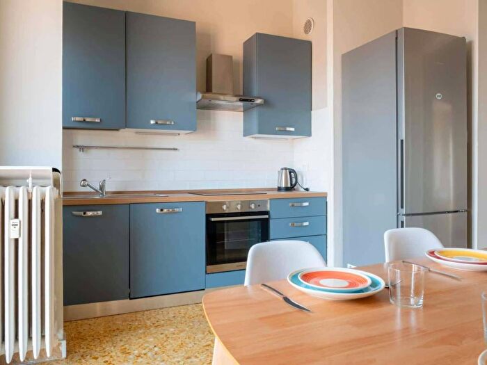 Appartamento quadrilocale in affitto in Piazza della Repubblica, Aurora, Torino