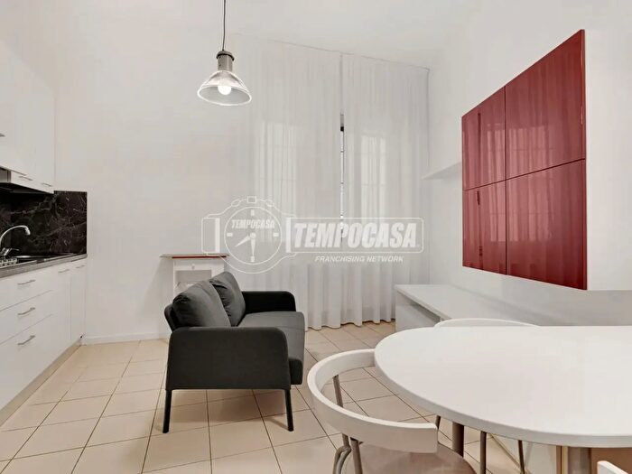 Appartamento bilocale in affitto in Via Brocchi, Milano