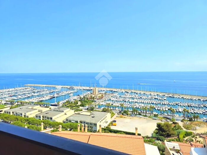 Appartamento bilocale in vendita in Via Cavi, Santo Stefano Al Mare