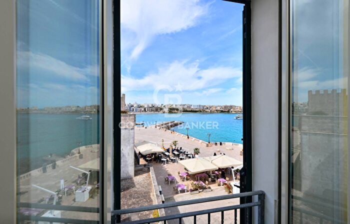 Appartamento bilocale in vendita in Largo Cavour, Otranto