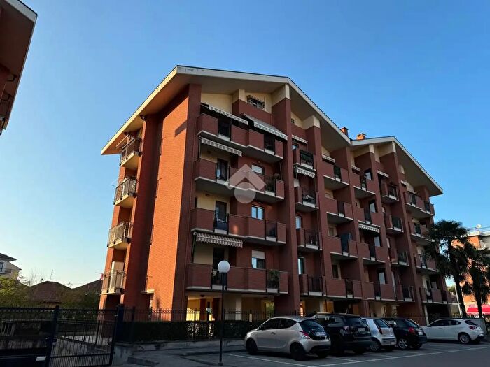 Appartamento quadrilocale in vendita in Via del Porto, Carmagnola