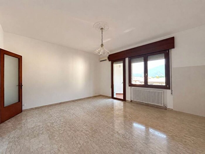 Appartamento bilocale in affitto in Via Domenico Bortoli, Centro, Romano d'Ezzelino