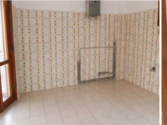 Appartamento quadrilocale in affitto in via Pasteur, Villaggio Giardino, Modena