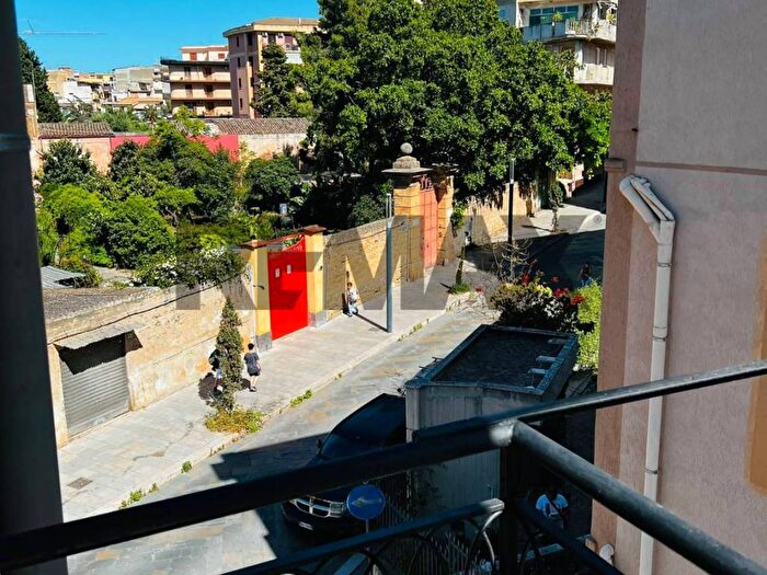 Casa trilocale in affitto in via sciara, Centro, Bagheria