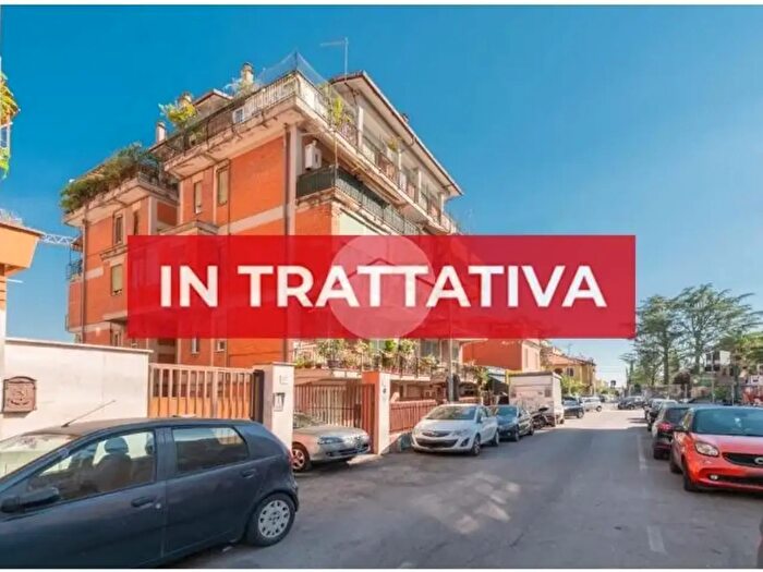 Appartamento bilocale in vendita in Via Acquedotto Paolo, Roma