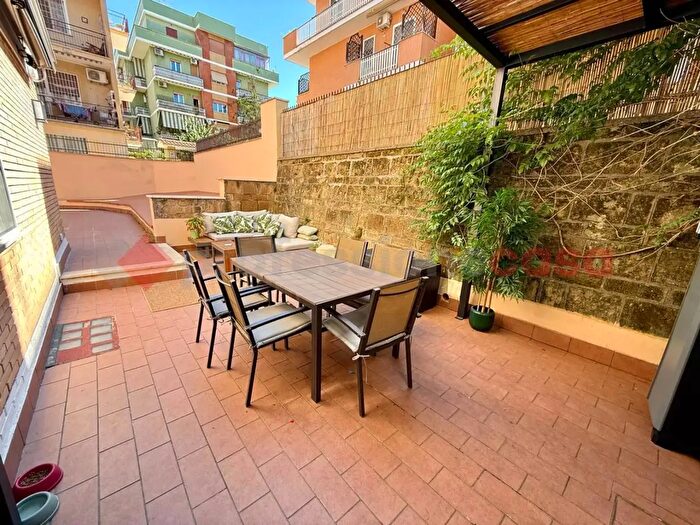 Appartamento bilocale in vendita in Via Marcello Provenzale, Roma