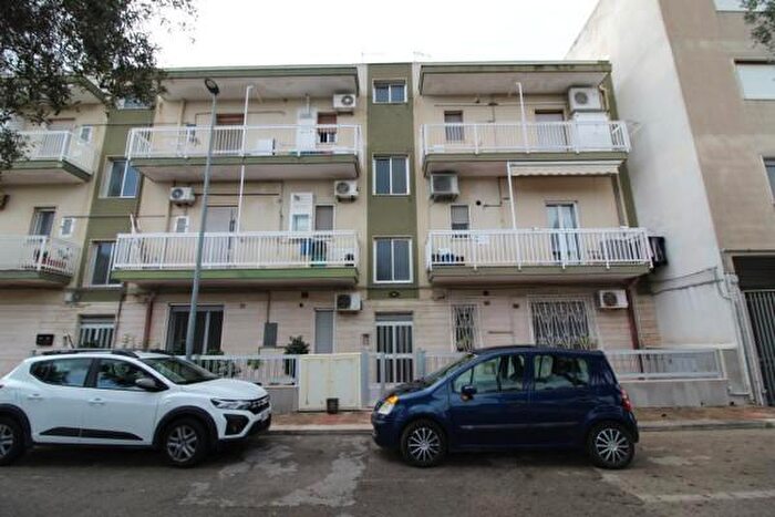 Appartamento quadrilocale in vendita in Viale Antonio Gramsci, Grottaglie