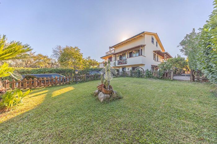 Casa con 5 locali in vendita in Via di Spregamore, Roma