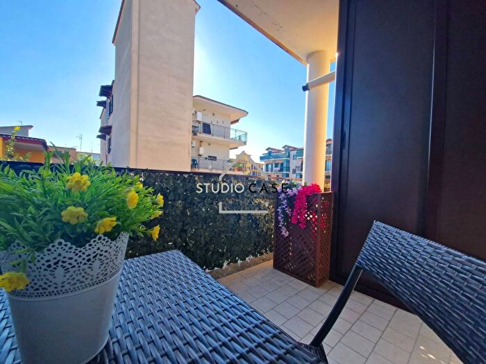 Appartamento trilocale in vendita in Via Venezia Villaricca, Villaricca