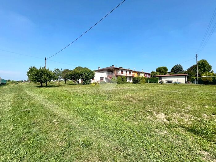 Casa con 6 locali in vendita in Via Villanova, Saonara