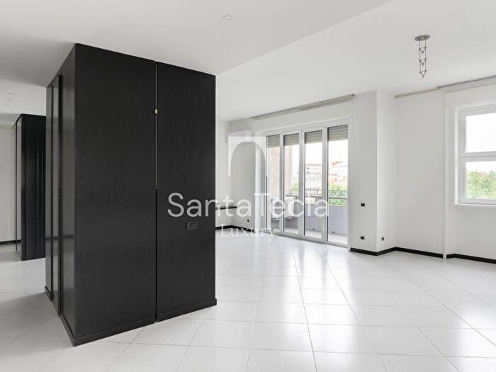 Appartamento con 6 locali in affitto in Via Rossetti, Pagano, Milano