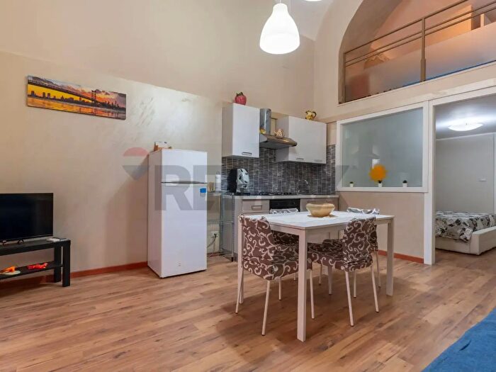 Casa trilocale in vendita in Via Giuseppe Verdi, Catania