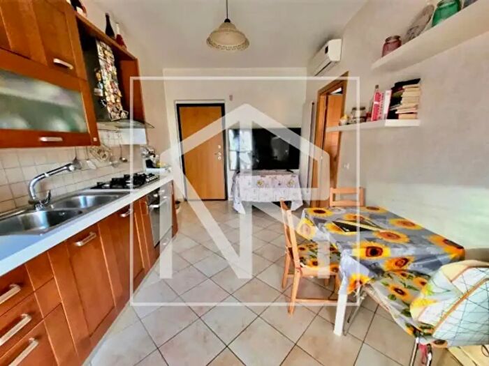 Appartamento bilocale in vendita in Via Polverigi, Roma