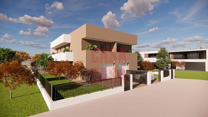 Casa quadrilocale in vendita in Via Ugo Foscolo, Albignasego