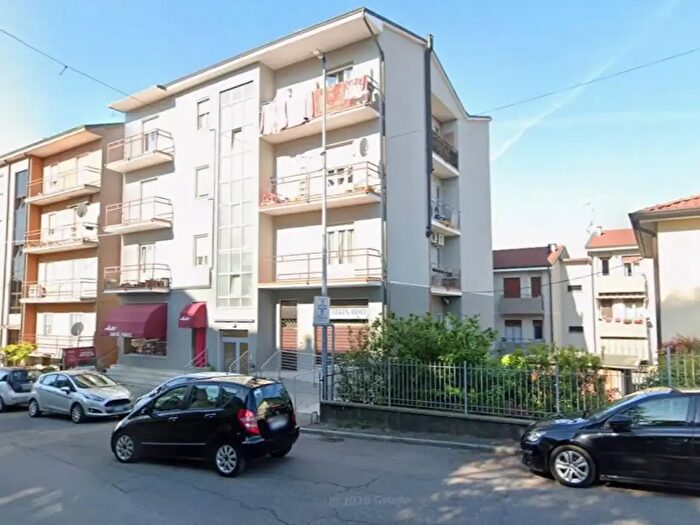 Appartamento trilocale in vendita in Via Matteotti, Inzago