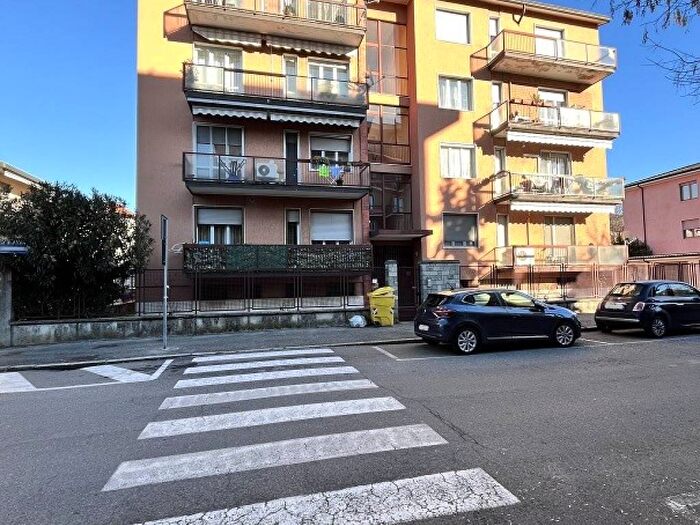 Appartamento trilocale in affitto in Via Ada Negri, Fanfani, Lodi