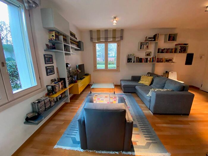 Appartamento con 6 locali in affitto in Via Ganaceto, Centro Storico, Modena