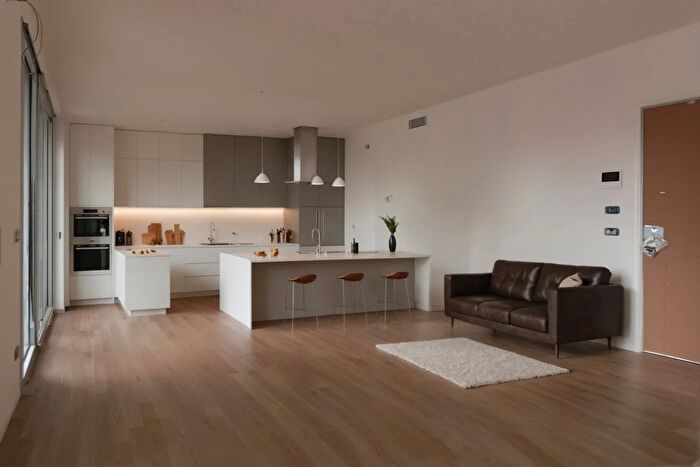 Appartamento trilocale in vendita in Gabicce Mare