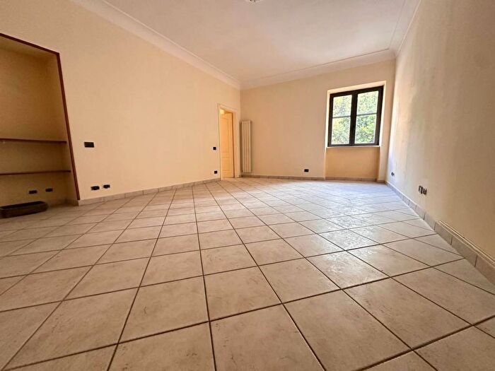 Appartamento trilocale in affitto in Via SantAgostino, Corso Trieste, Caserta