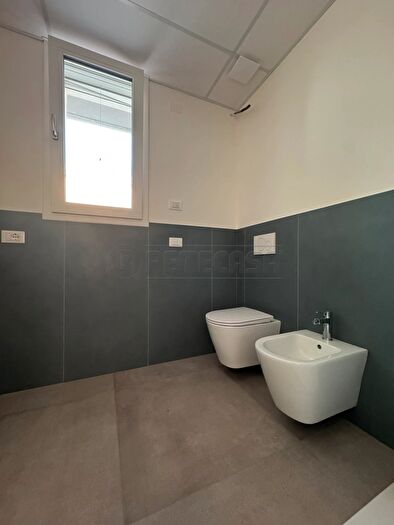 Appartamento con 6 locali in vendita in Magellano, Camisano Vicentino