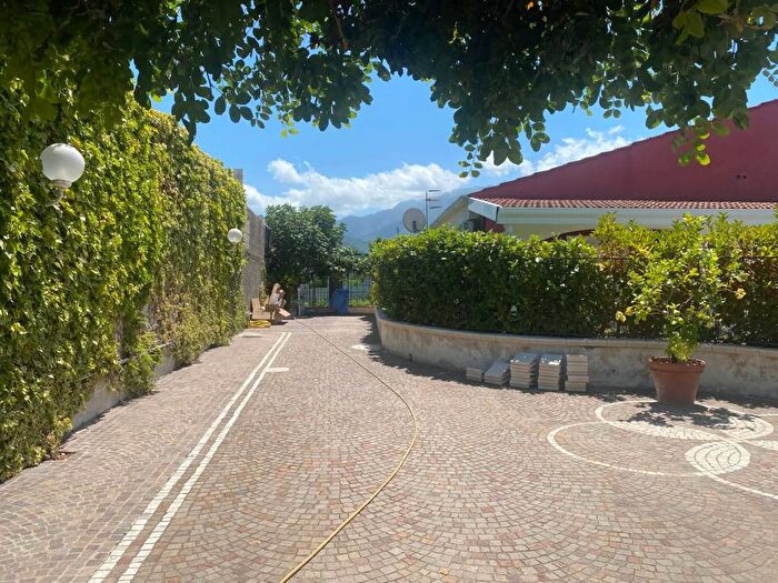 Appartamento trilocale in affitto in Via Schito, Centro, Castellammare di Stabia