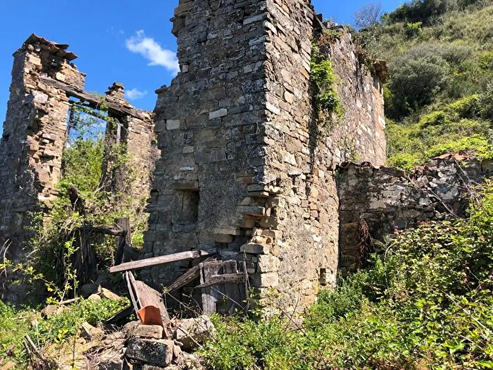 Casa quadrilocale in vendita in Sp, San Mauro Cilento