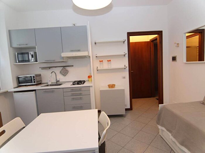 Appartamento monolocale in affitto in Via Prudenziana, Valduce Crispi, Como