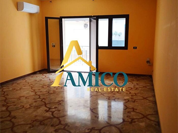 Appartamento con 6 locali in affitto in Via La Masa snc, Centro, Bagheria