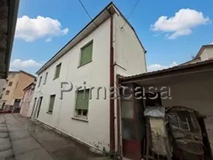 Casa con 7 locali in vendita in Via Libertà, Cerea