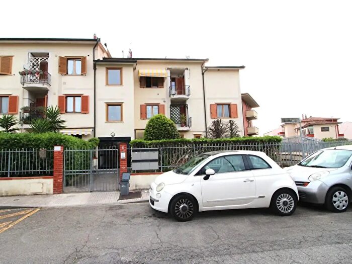 Appartamento con 7 locali in vendita in Pisa