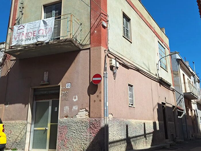 Casa con 5 locali in vendita in Via Moncalieri, Bari