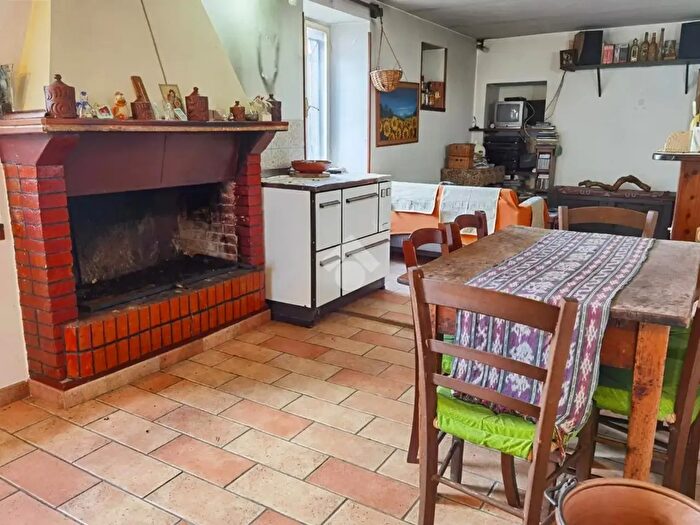 Casa trilocale in vendita in Località Sambucetole, Amelia