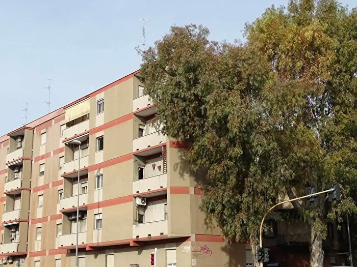 Appartamento con 5 locali in affitto in Via Orazio Flacco, Bari