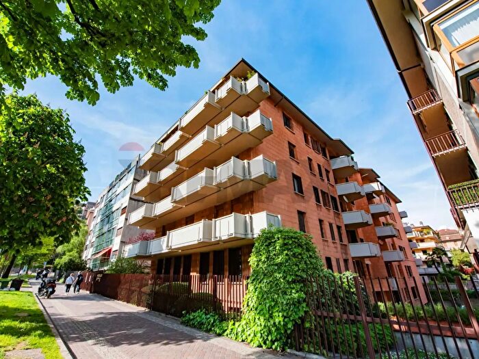 Appartamento con 5 locali in vendita in Viale Vittorio Emanuele II, Bergamo