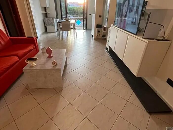 Appartamento trilocale in vendita in Viale Crotone, Catanzaro