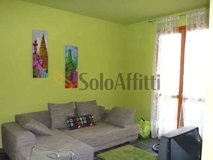 Appartamento bilocale in affitto in Via Don E Valenti, Rescaldina