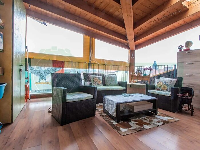 Appartamento trilocale in vendita in Via Giosue Ceriani, Origgio