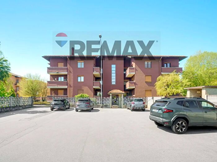 Appartamento trilocale in vendita in V Pasubio, Solbiate Olona