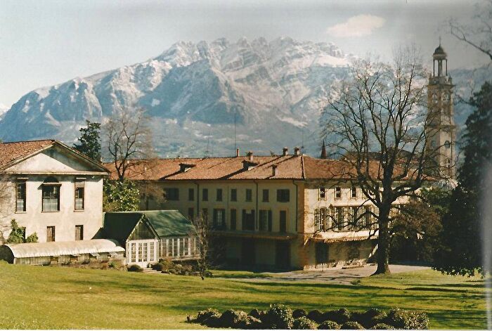 Appartamento bilocale in affitto in Via Alessandro Manzoni, Valmadrera