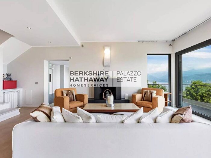 Casa con 6 locali in affitto in Stresa, Centro